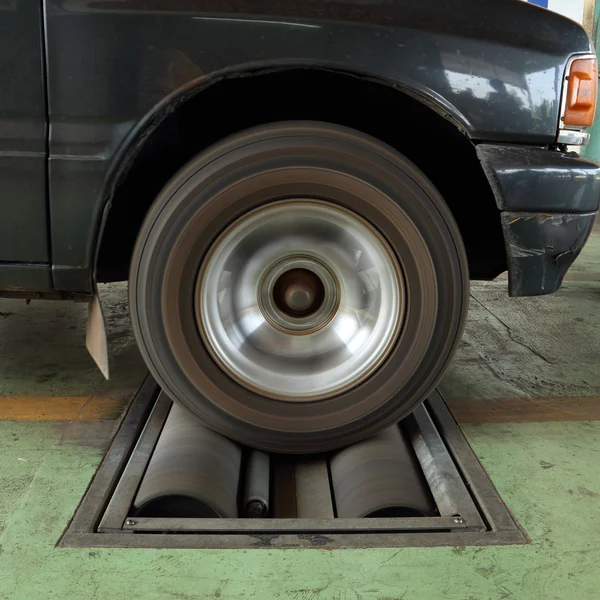 Brake testing system of car — Stock Photo, Image