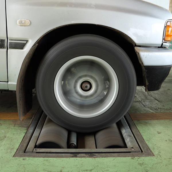 Brake testing system of car — Stock Photo, Image