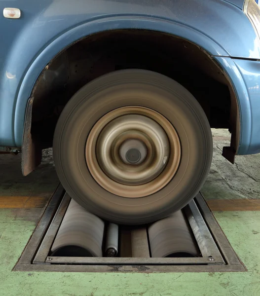 Brake testing system of car — Stock Photo, Image