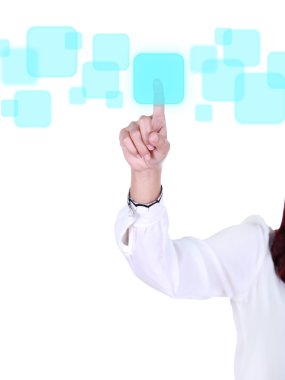 düğmeye bir dokunmatik ekranda el 