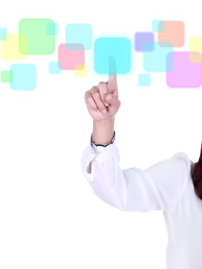 düğmeye bir dokunmatik ekranda el 