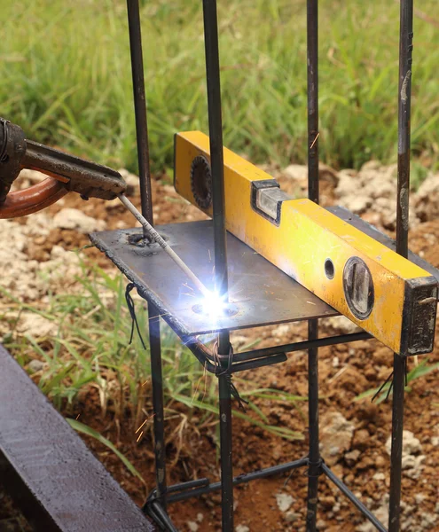 Electric welding connecting metal — Stock Photo, Image