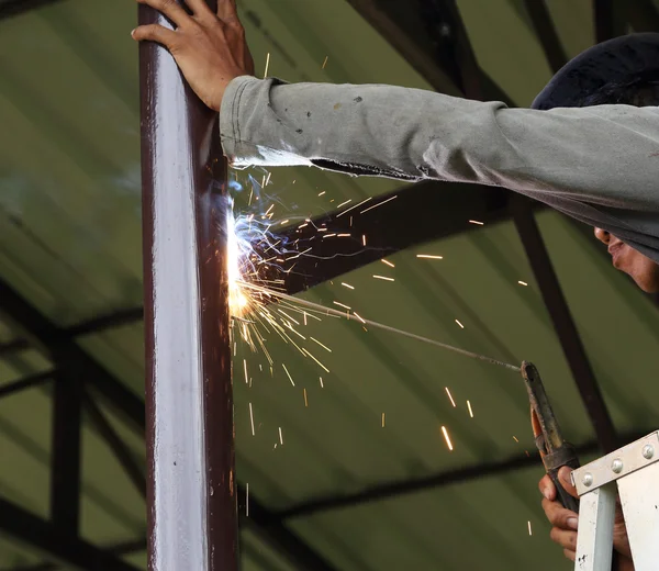 Electric welding connecting construction metal — Stock Photo, Image