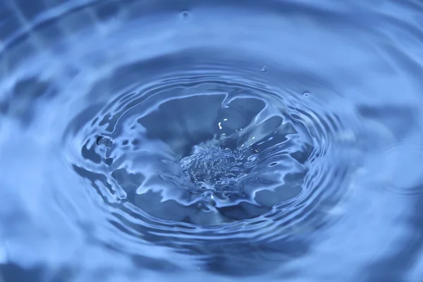 水滴のドロップ — ストック写真