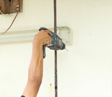 alt matkap kullanarak