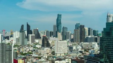 Bangkok, Tayland 'daki yüksek binaların şehir manzarasında zaman aşımı