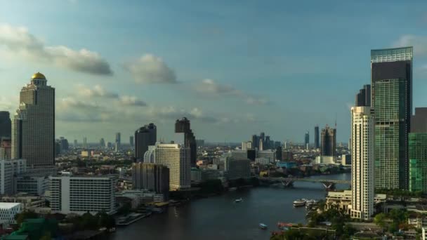 Idő Lejárta Chao Phraya Folyó Király Taksin Híd Épület Bangkok — Stock videók