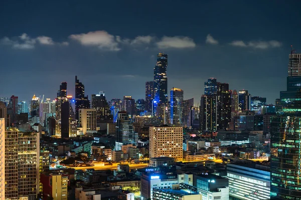 Hoogbouw Stadsgezicht Nachts Bangkok Stad Thailand — Stockfoto