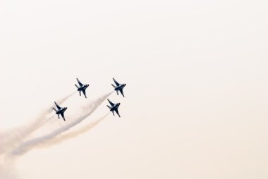 (bize Hava Kuvvetleri thunderbirds)