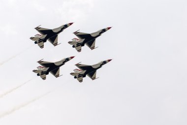(bize Hava Kuvvetleri thunderbirds)