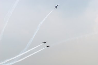 (bize Hava Kuvvetleri thunderbirds)