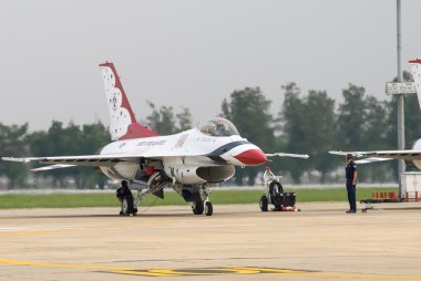 (bize Hava Kuvvetleri thunderbirds)