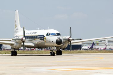 Breitling jet takım royal bir gökyüzünün altında