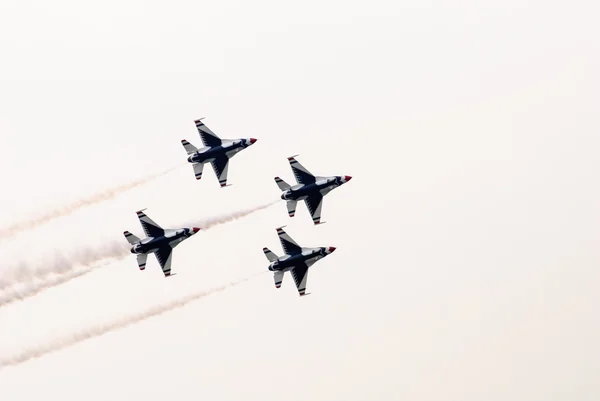 Thunderbirds (ons luchtmacht) — Stockfoto