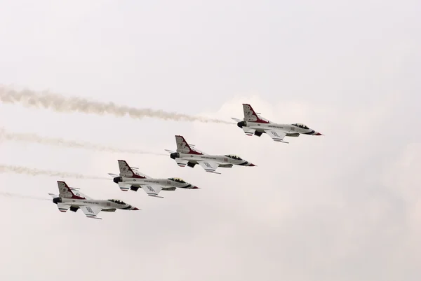Thunderbirds (Fuerza Aérea de EE.UU. ) —  Fotos de Stock