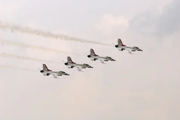 Thunderbirds (Fuerza Aérea de EE.UU. ) —  Fotos de Stock