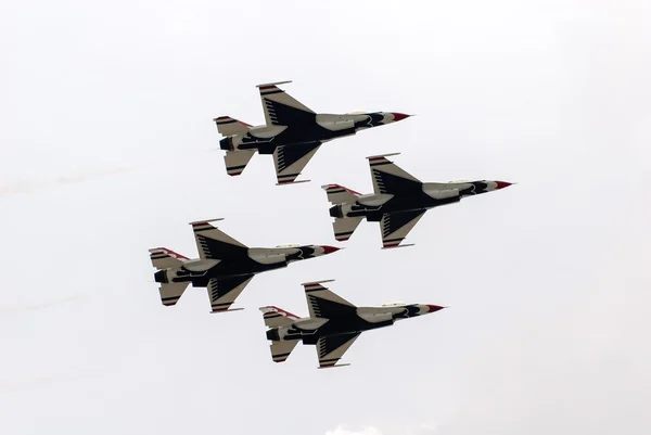 Thunderbirds (нас військово-повітряні сили) — стокове фото