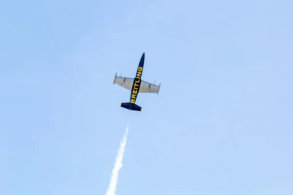 Breitling Jet csapat a királyi ég alatt — Stock Fotó