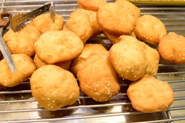 Vejetaryen Çince kızarmış hamur