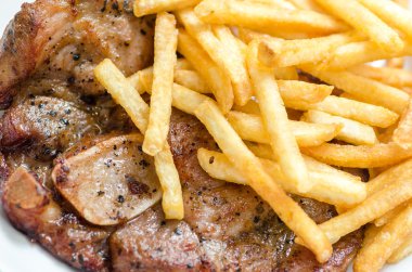 befsztyk stek z frytkami