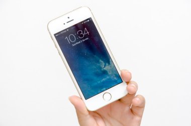 El tutma altın iphone 5'ler