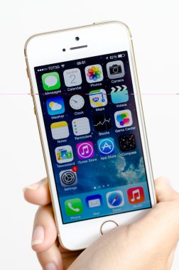 El tutma altın iphone 5'ler