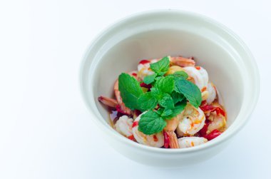 balık sosu, sıcak ve baharatlı karides 