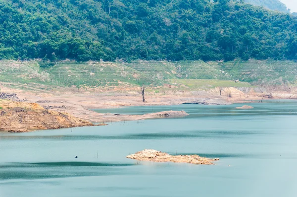 Khundanprakanchon dam, Nakhon Nayok, Thailand — Stockfoto
