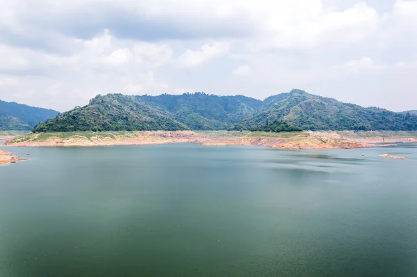 Khundanprakanchon dam, Nakhon Nayok, Tailândia — Fotografia de Stock