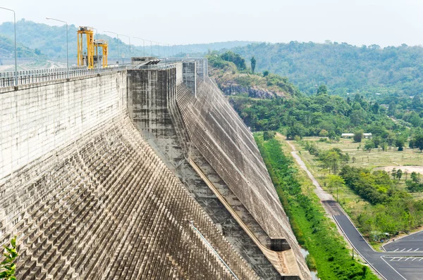 Khundanprakanchon dam, nakhon nayok, Thajsko — Stock fotografie