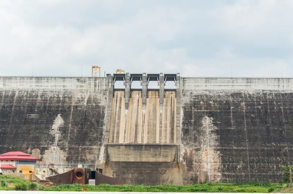 Khundanprakanchon dam, Nakhon Nayok, Thailand — Stock Photo, Image