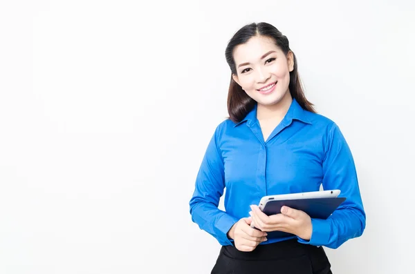 Imagem de uma jovem com um olhar encantador e um sorriso encantador — Fotografia de Stock