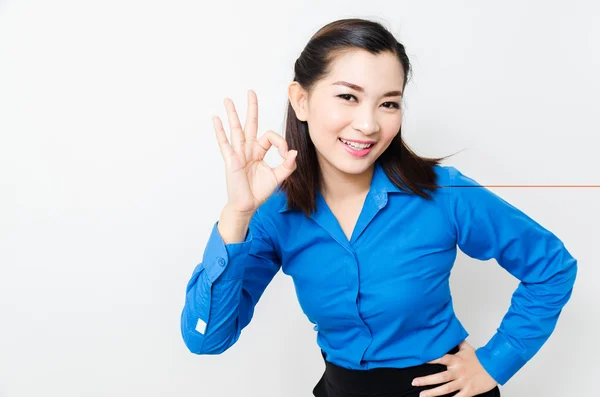 Bilde av en ung kvinne med nydelig utseende og sjarmerende smil – stockfoto