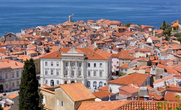 Vista de Piran y el mar Adriático — Foto de Stock