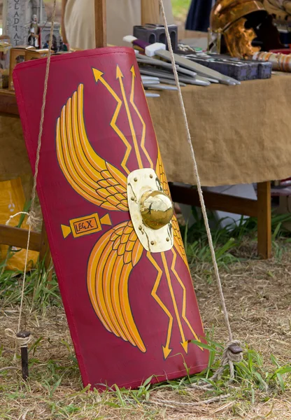 Antico scudo romano — Foto Stock