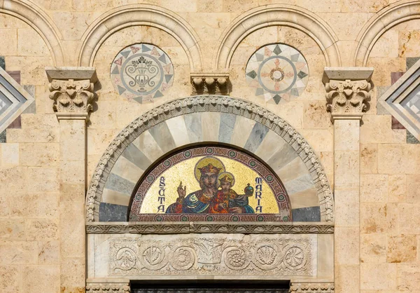 Detalhe Fachada Ricamente Decorada Catedral Santa Maria Assunta Cagliari Itália — Fotografia de Stock