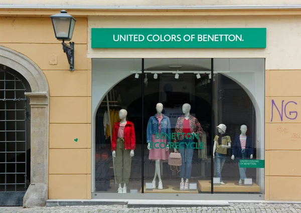 Maribor Slovenia April 2022 Clothing Store Benetton Brand Downtown Street — Stockfoto