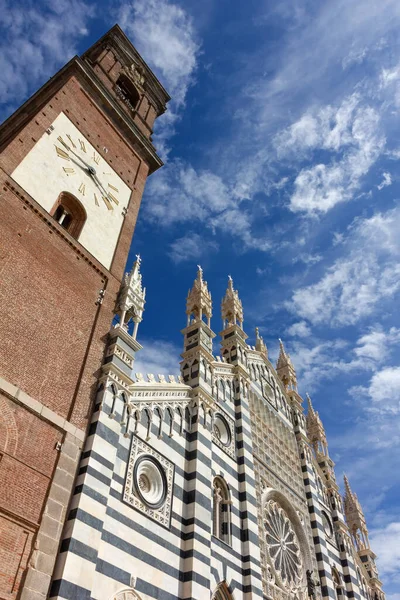 Utanför Duomo Monza Italien — Stockfoto