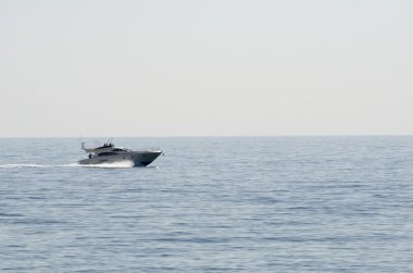 Akdeniz, kruvazör