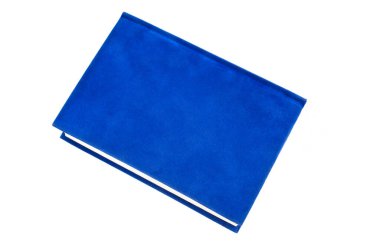 Beyaz arkaplan üzerine mavi kitap.