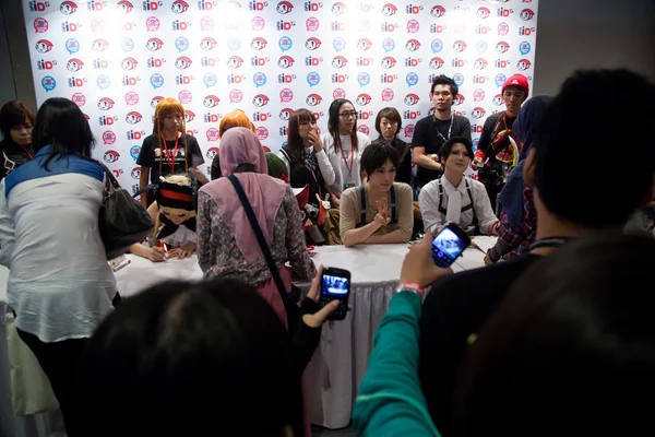 Japan Anime Stars at Autograph Session in Anime Festival Asia - — Stock Photo, Image