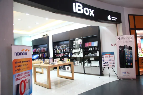 IBOX відділення в cilandak місто квадратних Джакарта — стокове фото