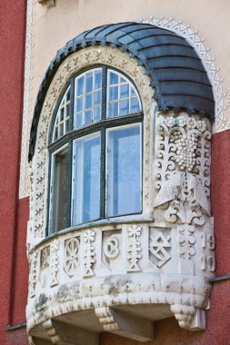 sonra yeniden eski balkon