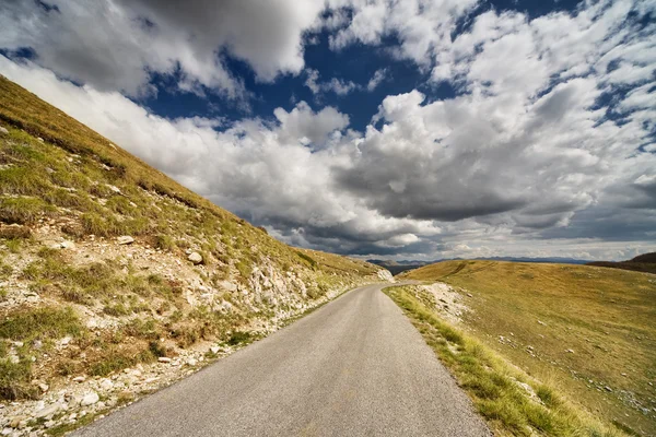 Montagna paesaggistica — Foto Stock