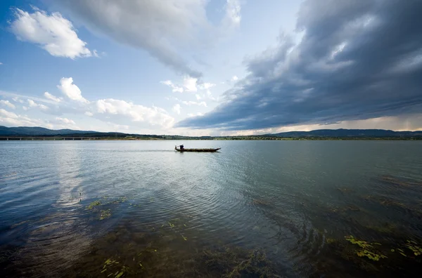 Barcos el lago — Foto de Stock