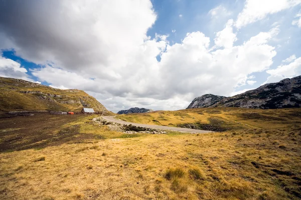 Prachtige landschap de berg — Stok fotoğraf