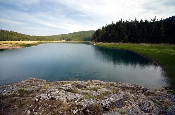 Beautiful lake the mountain — Stock Photo, Image