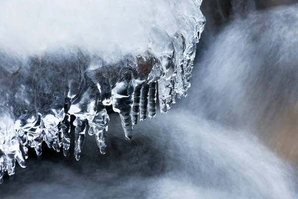 Winter en water — Stockfoto