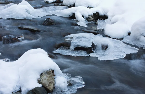 Arroyo hielo roca — Foto de Stock