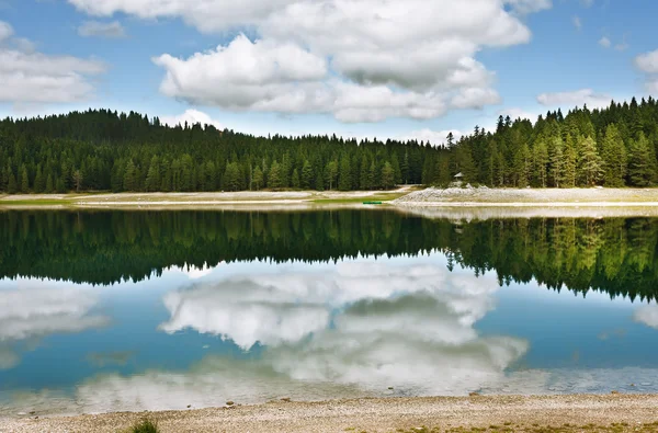 Sjön — Stockfoto